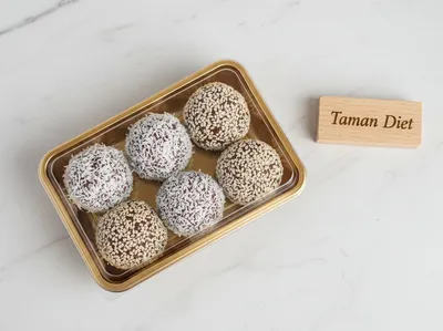 شیرینی تۆپ دايت